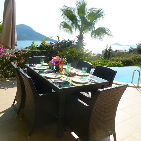 Stunning Seaviews Villa คัลคัน ภายนอก รูปภาพ