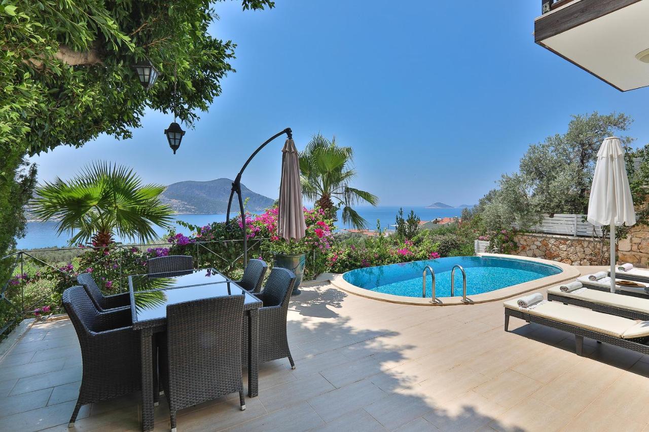 Stunning Seaviews Villa คัลคัน ภายนอก รูปภาพ