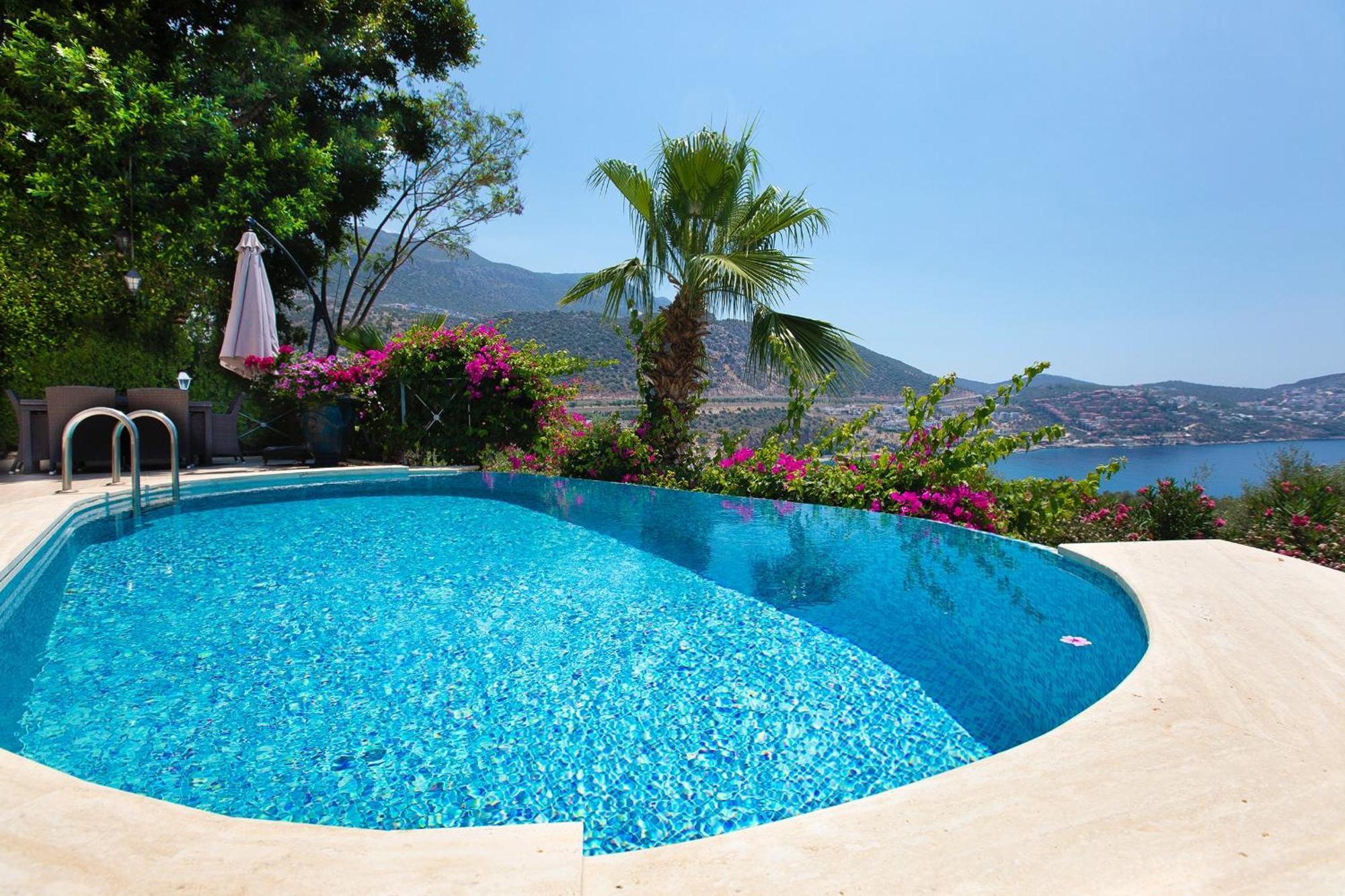 Stunning Seaviews Villa คัลคัน ภายนอก รูปภาพ
